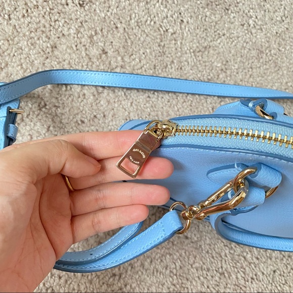 Like New! Authentic coach baby blue katy satchel - Picture 7 of 9